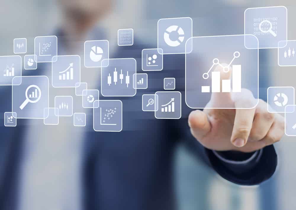 difference between business intelligence and business analytics