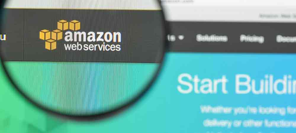 Cloud Computing with AWS